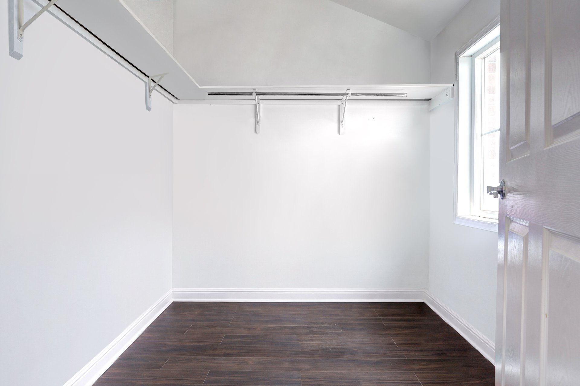 Walk-in closet