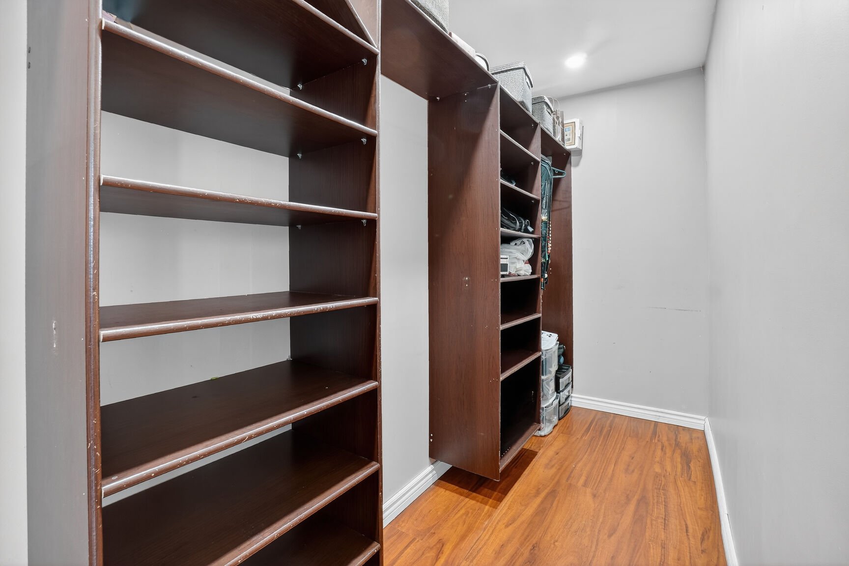Walk-in closet