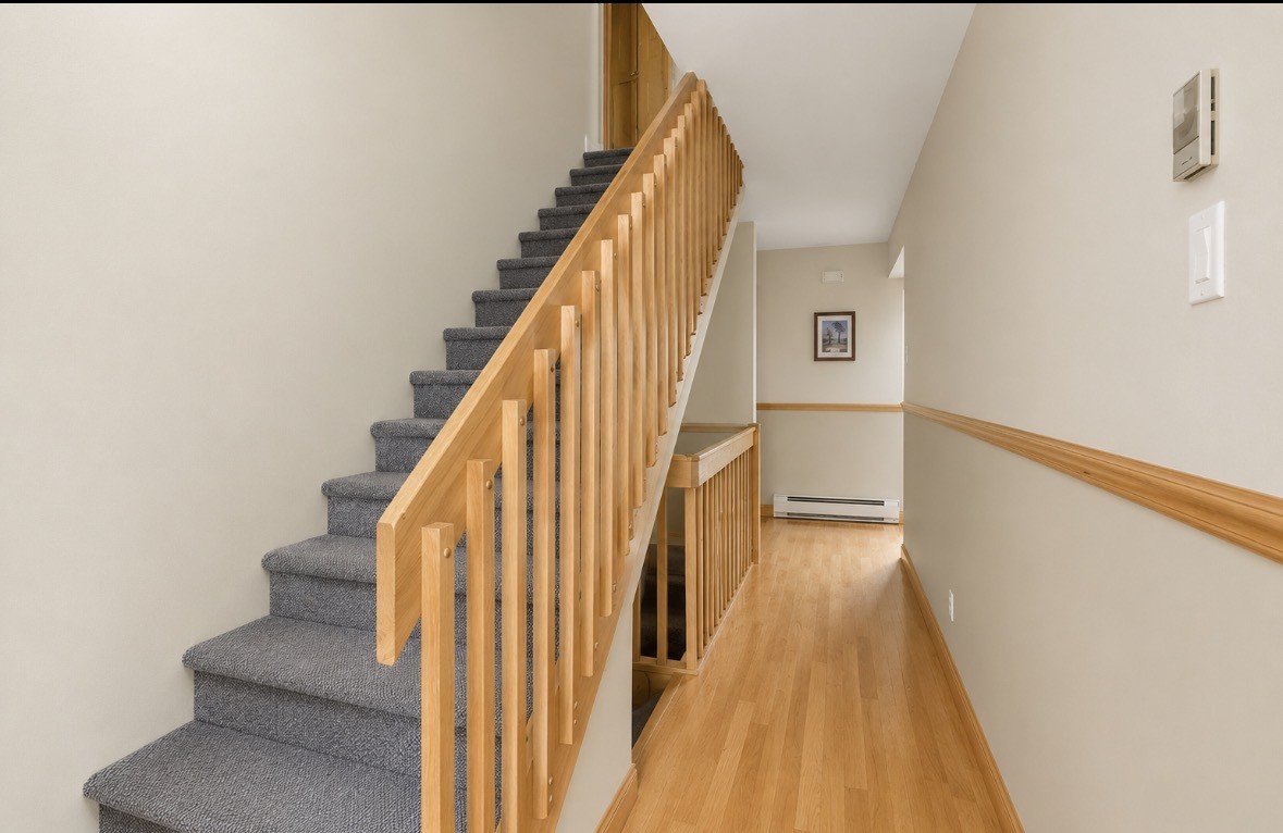 Escalier pour les chambres à l'étage