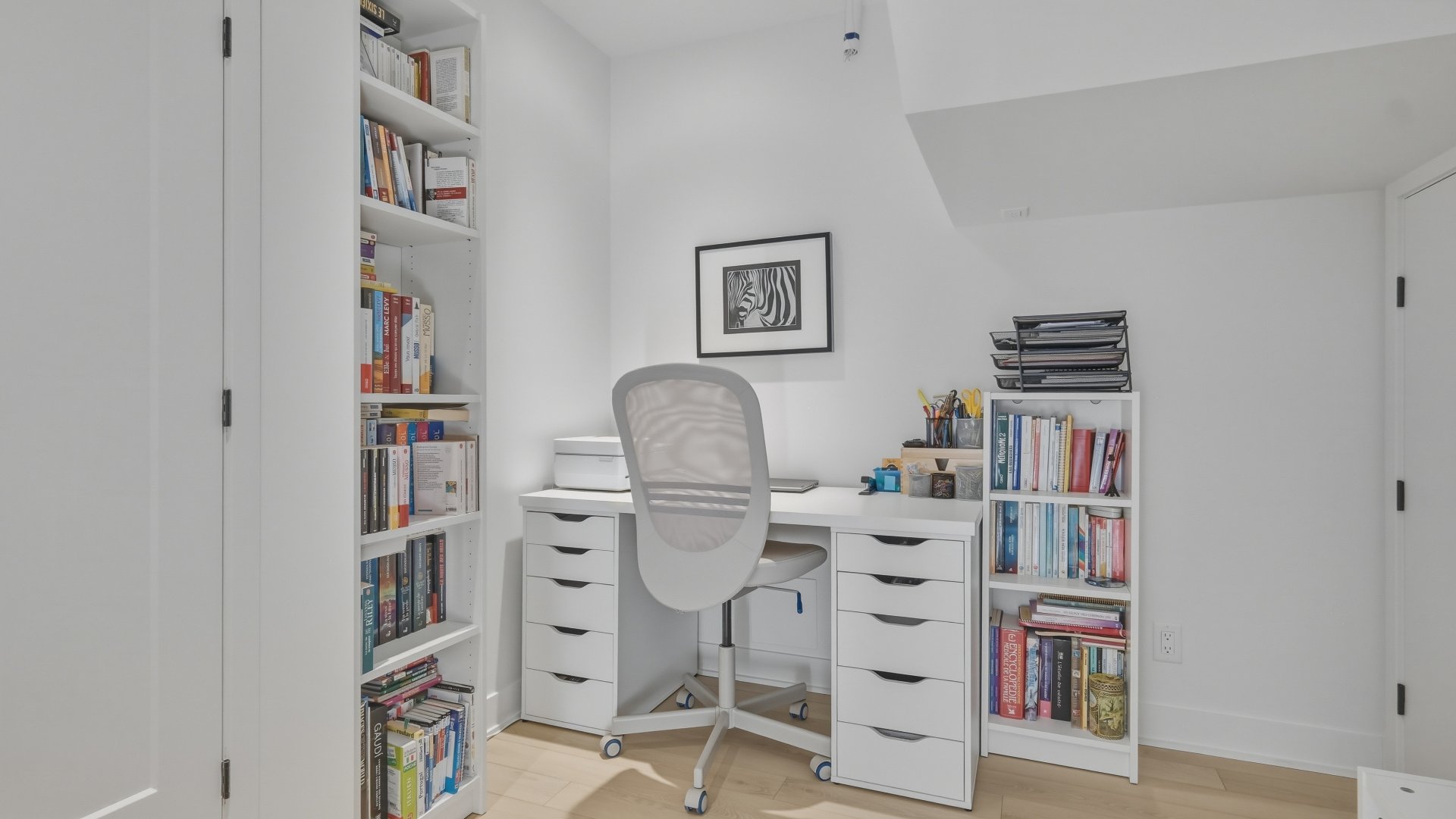 Bureau actuellement