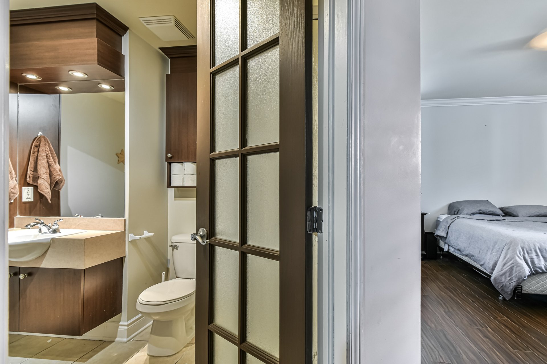 Salle de bains attenante à la CCP