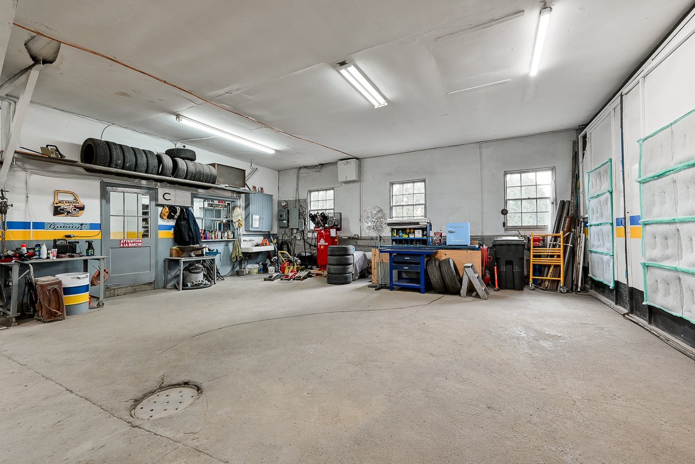 Garage