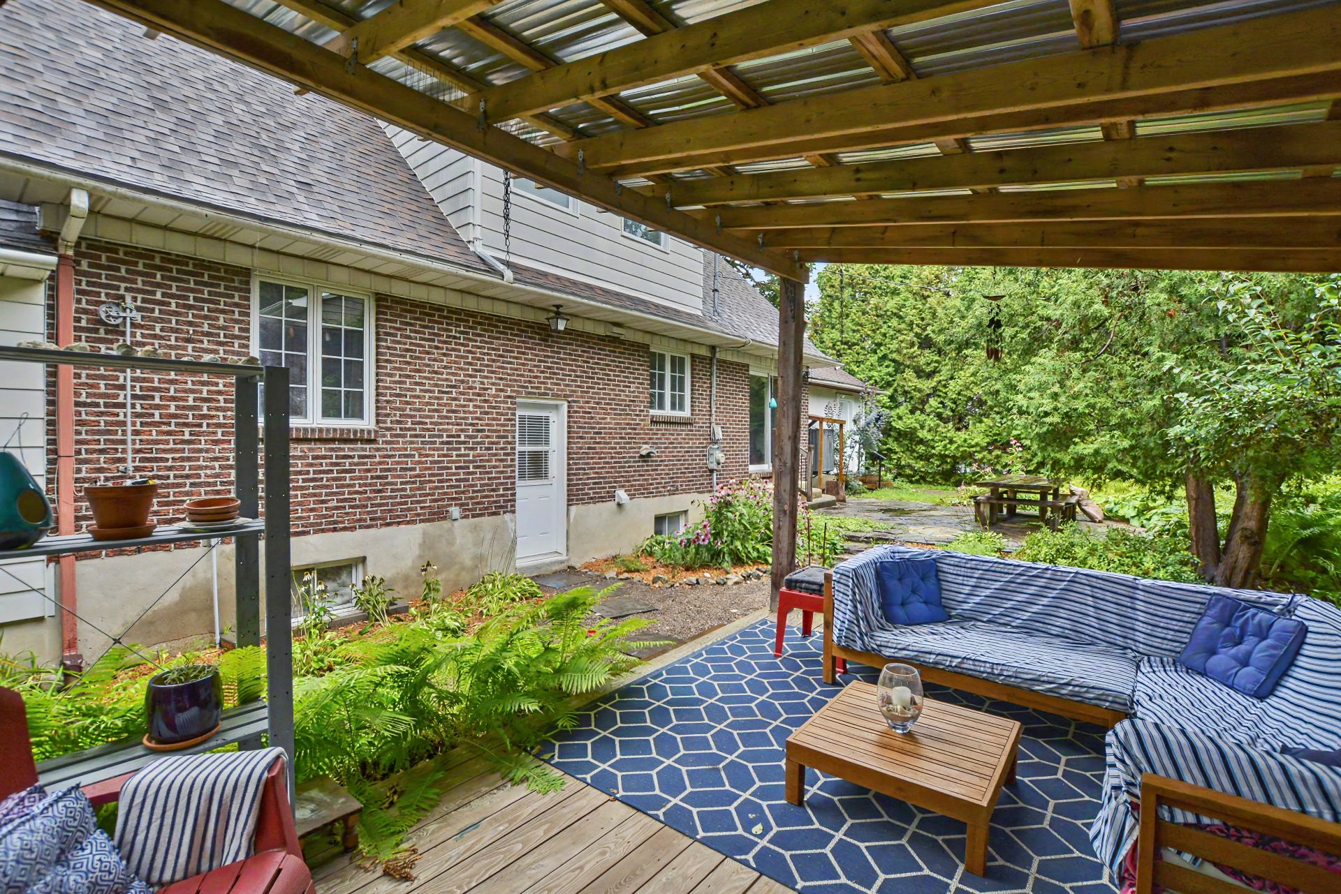 Cour