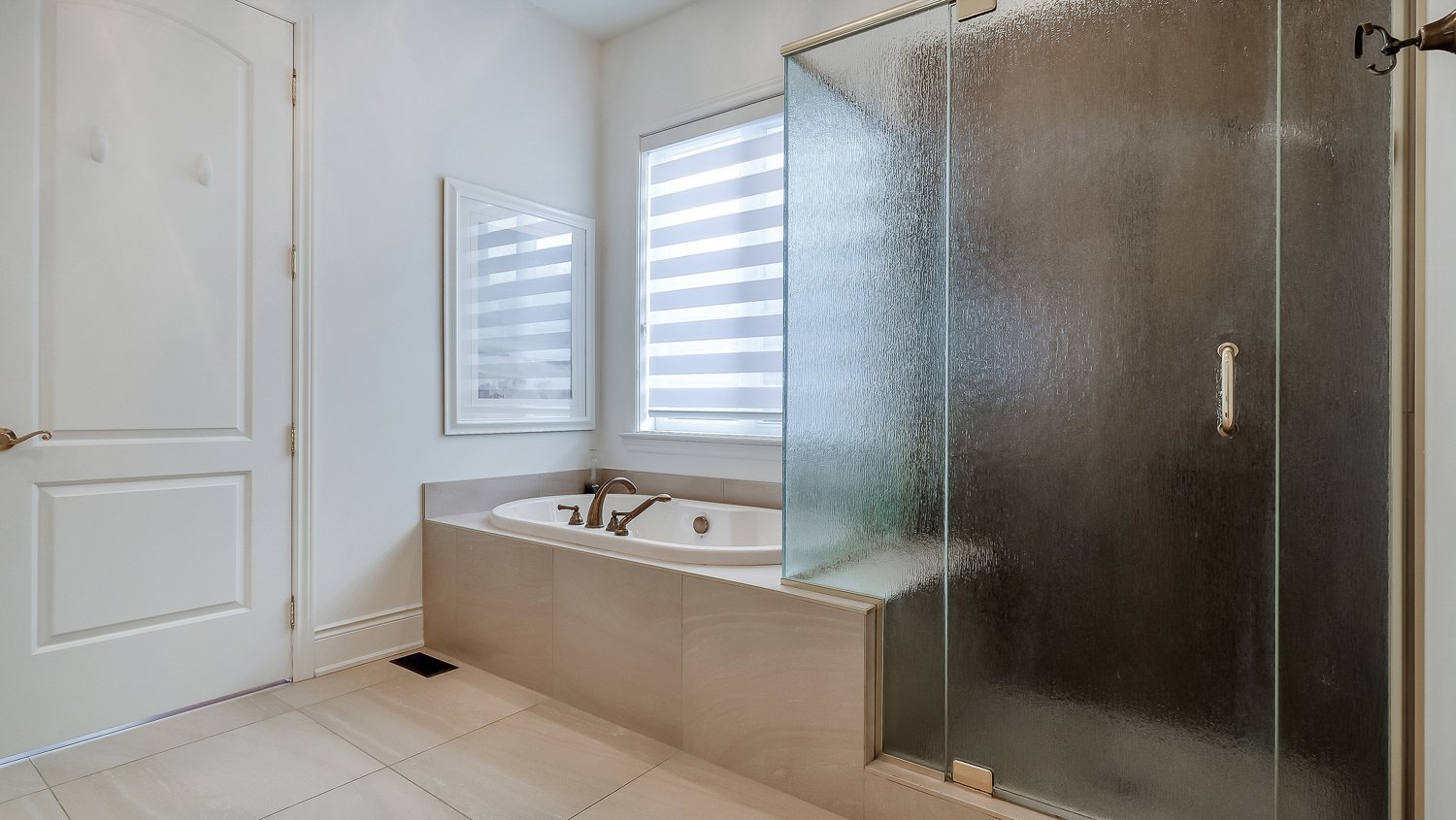 Salle de bains attenante à la CCP