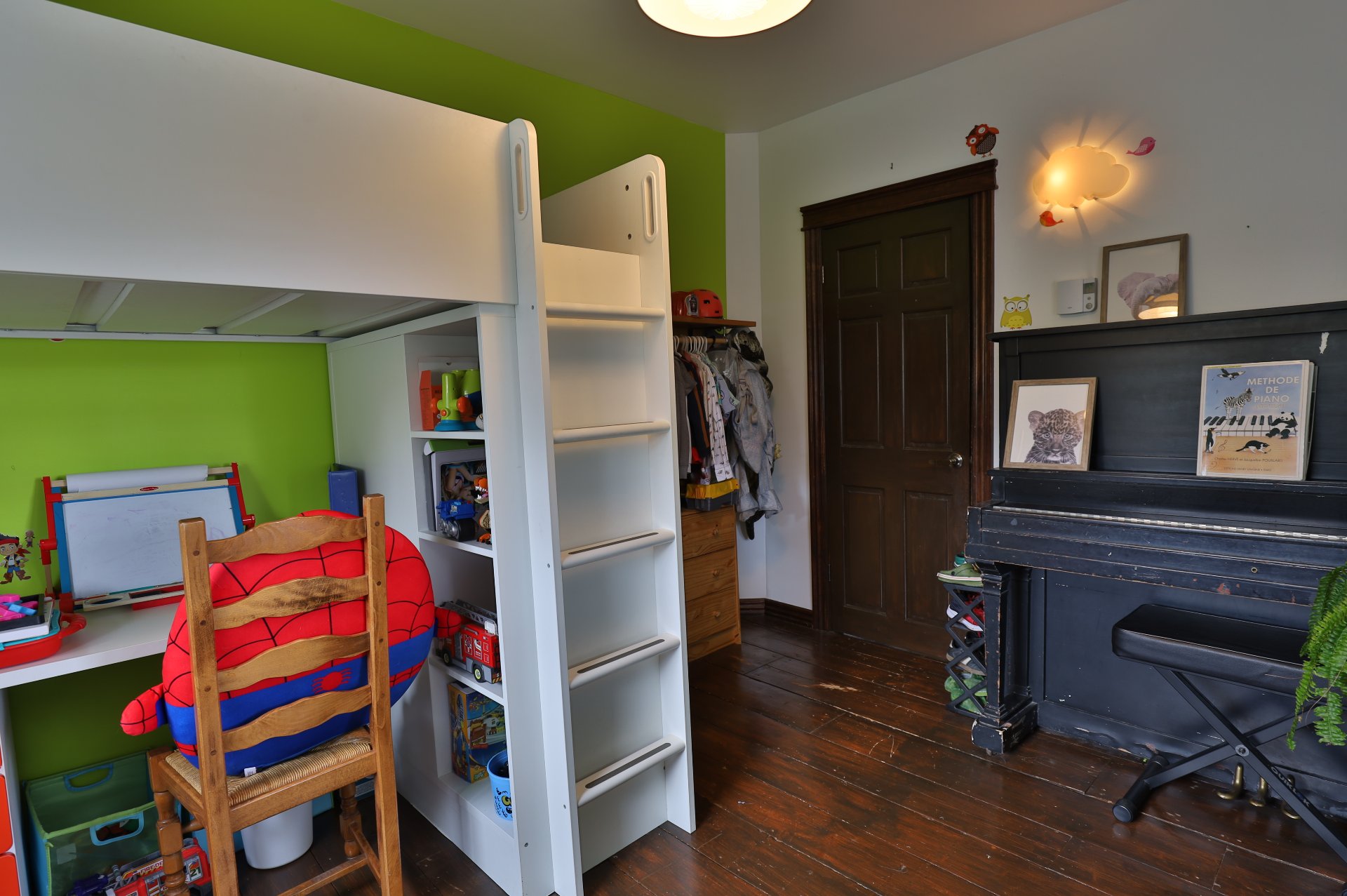 Chambre à coucher