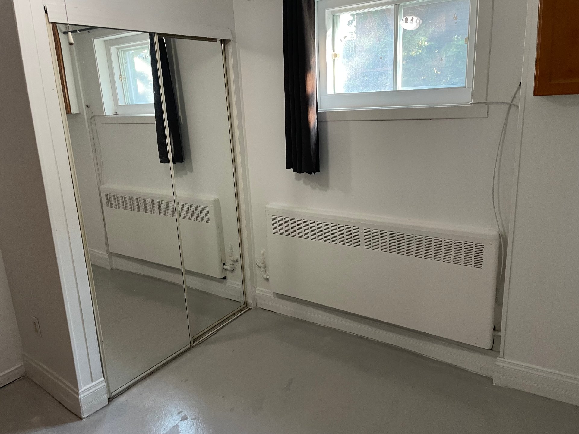 Logement 176 ; 3 1/2 vacant