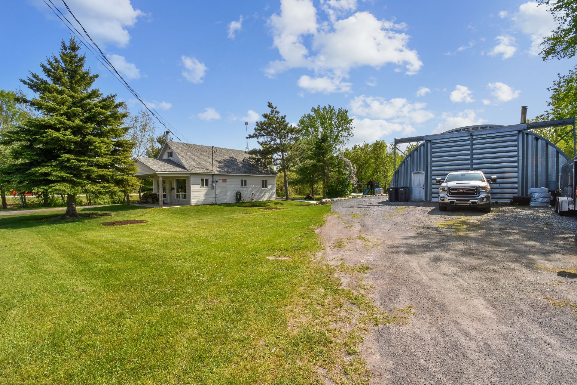 Extérieur été à titre indicatif