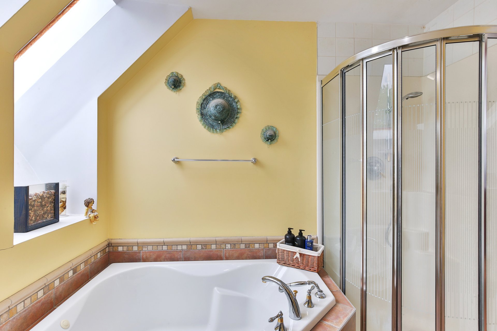 Salle de bains attenante à la CCP