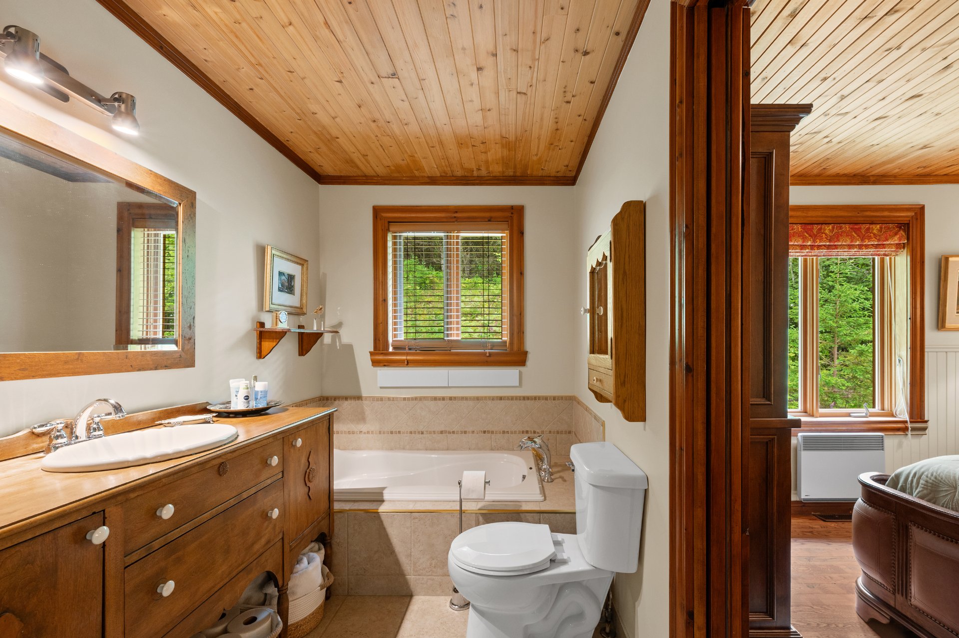 Salle de bains attenante à la CCP