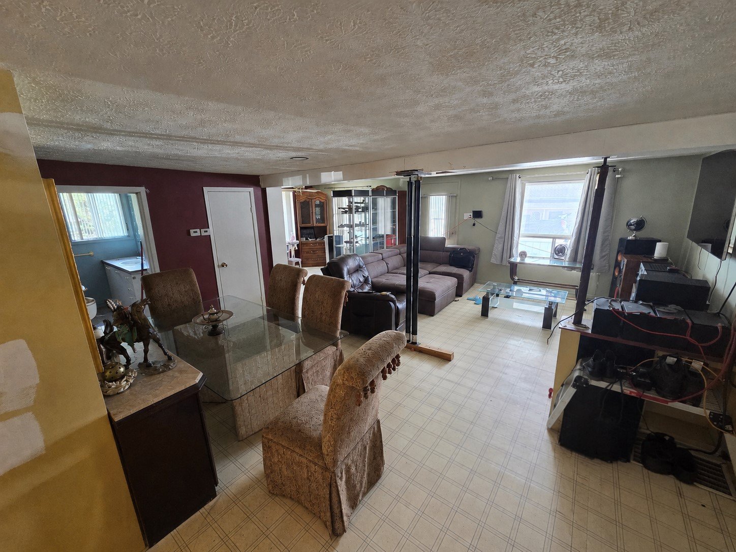 Salon, salle à manger et boudoir