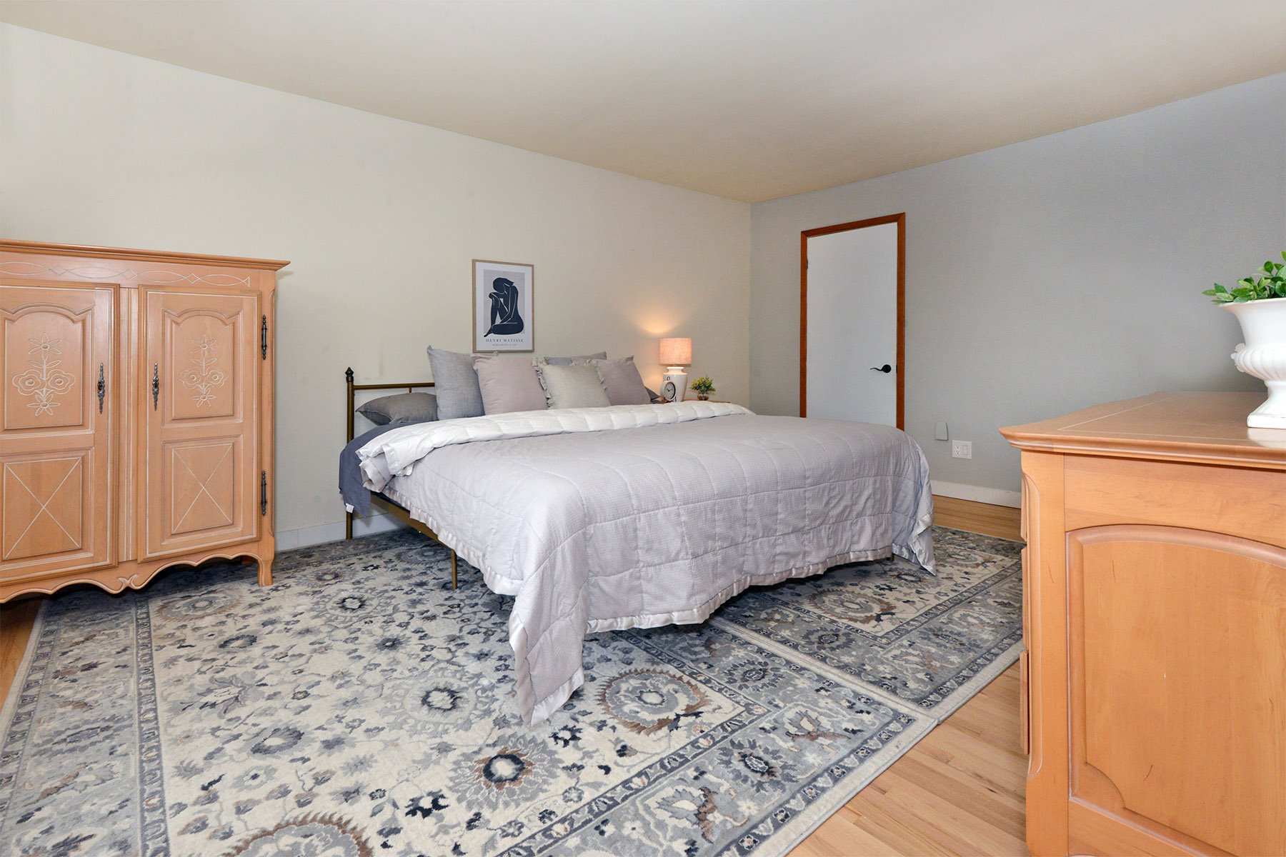 Primary bedroom