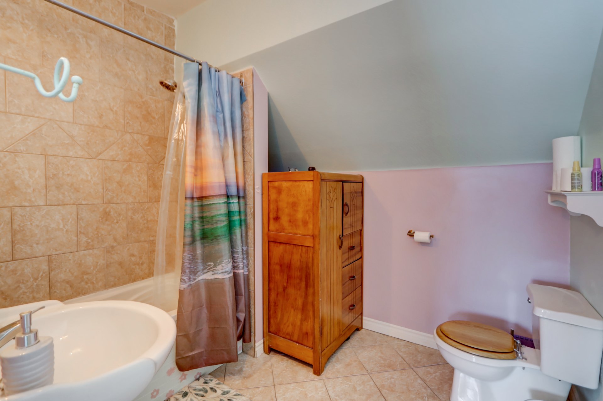 Salle de bains attenante à la CCP