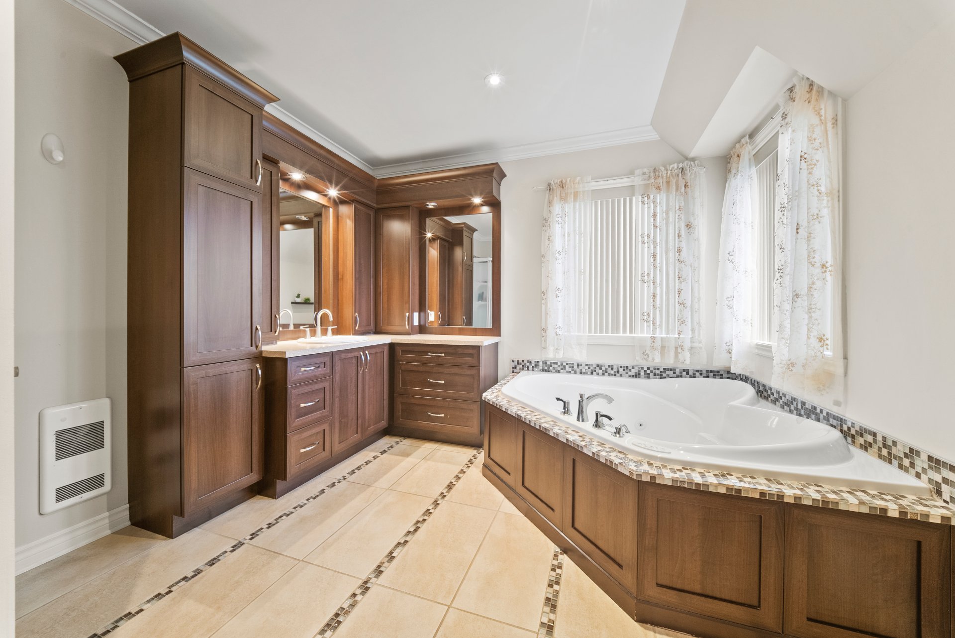 Salle de bains attenante à la CCP