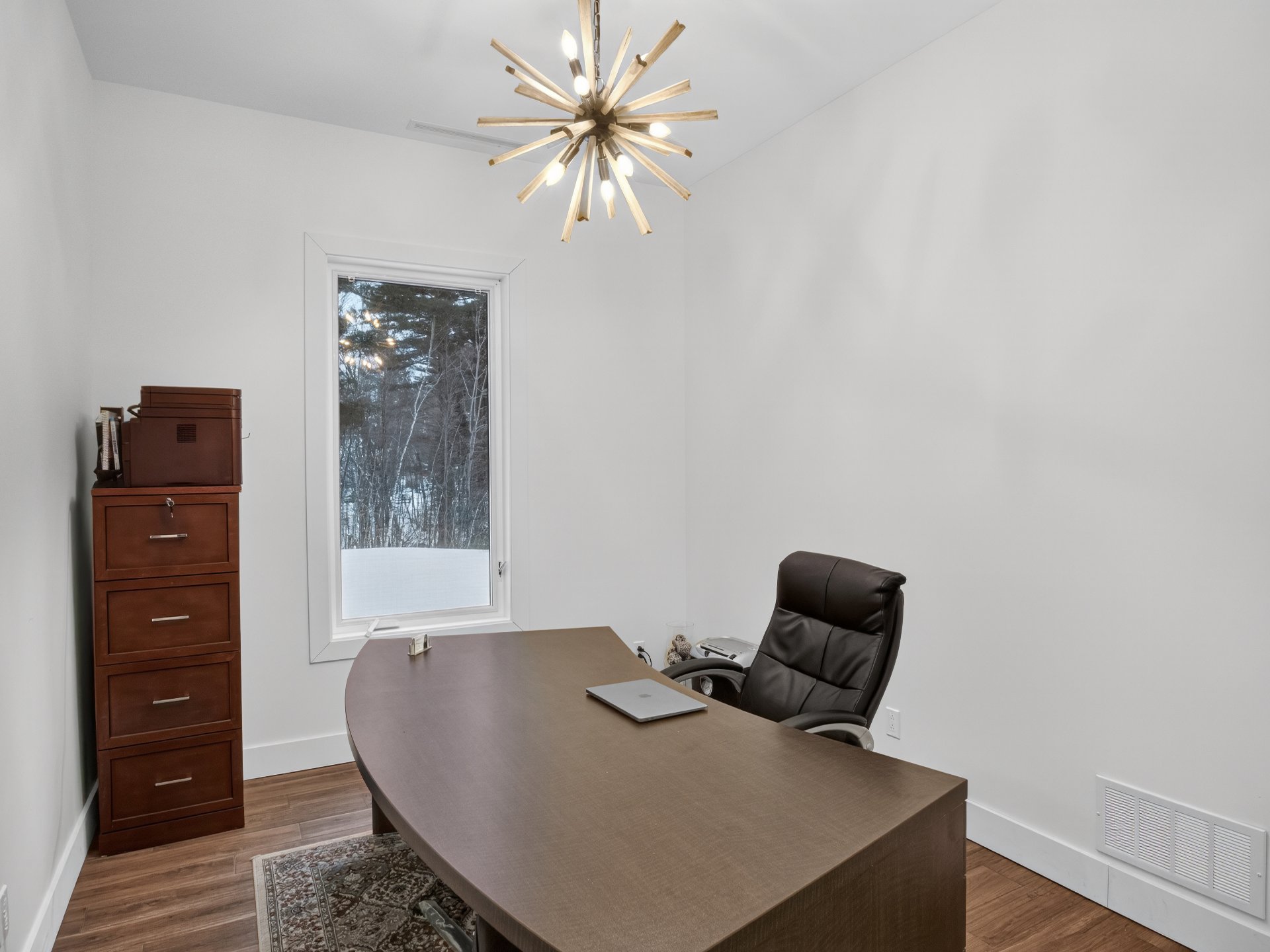 Bureau ou chambre à coucher