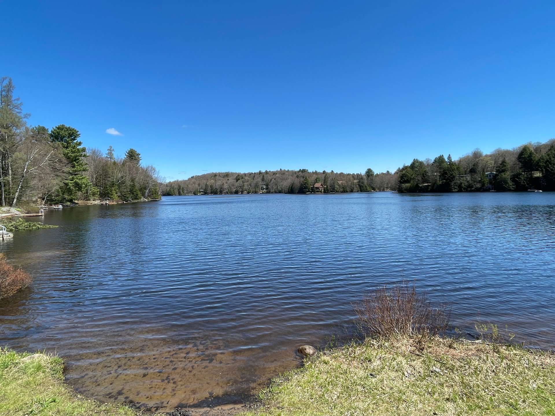 Accès au plan d'eau