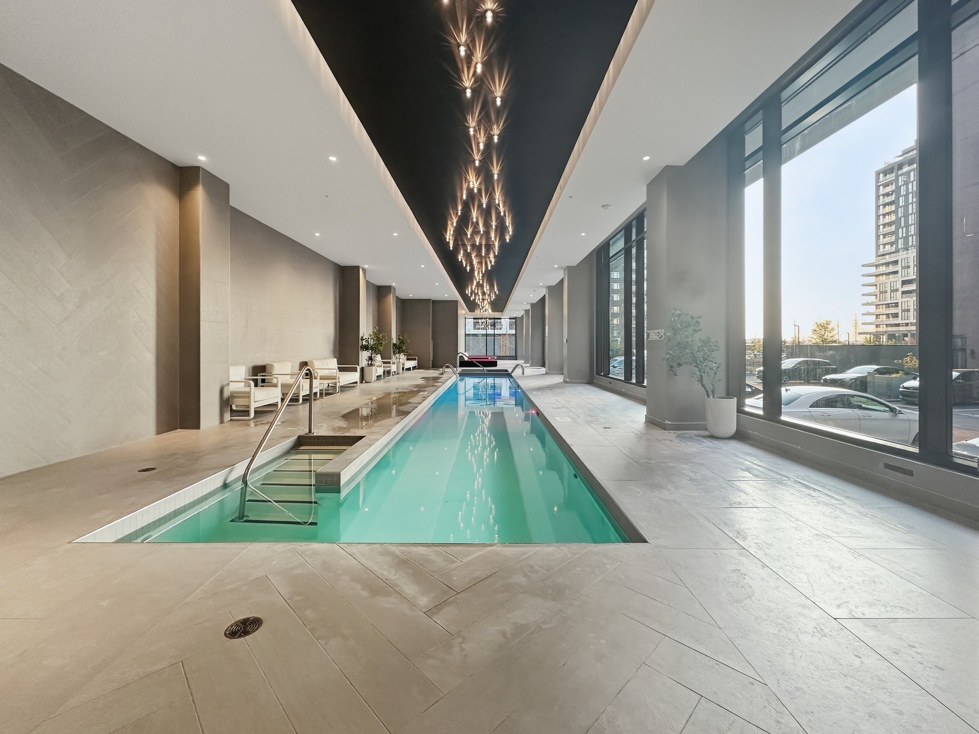 Piscine intérieure