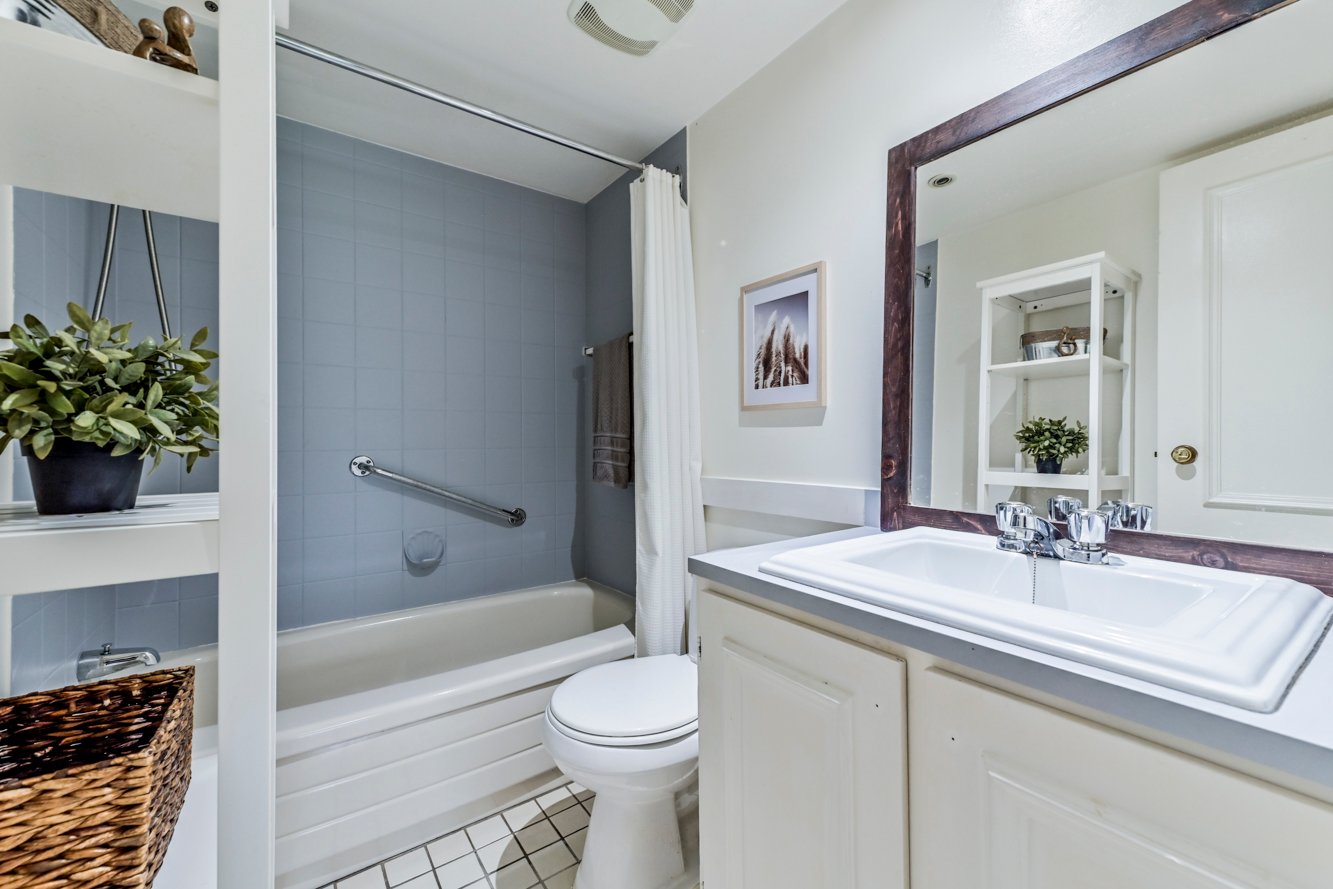 Ensuite bathroom