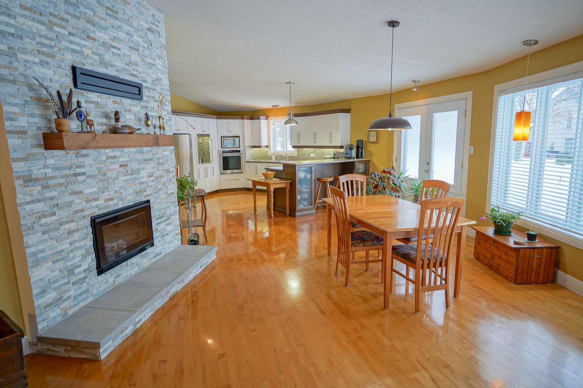 Dining room