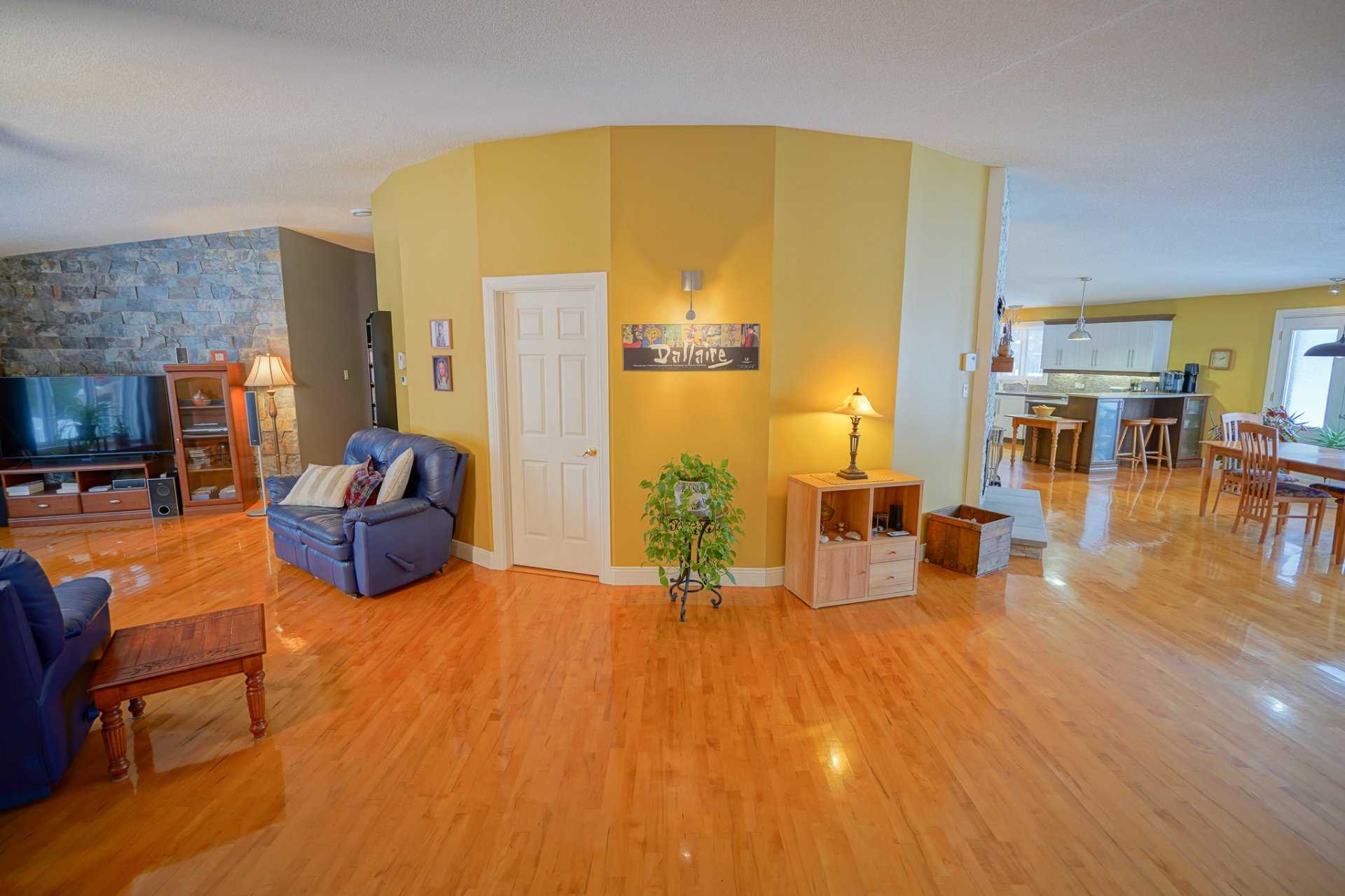 Aire ouverte circulaire.