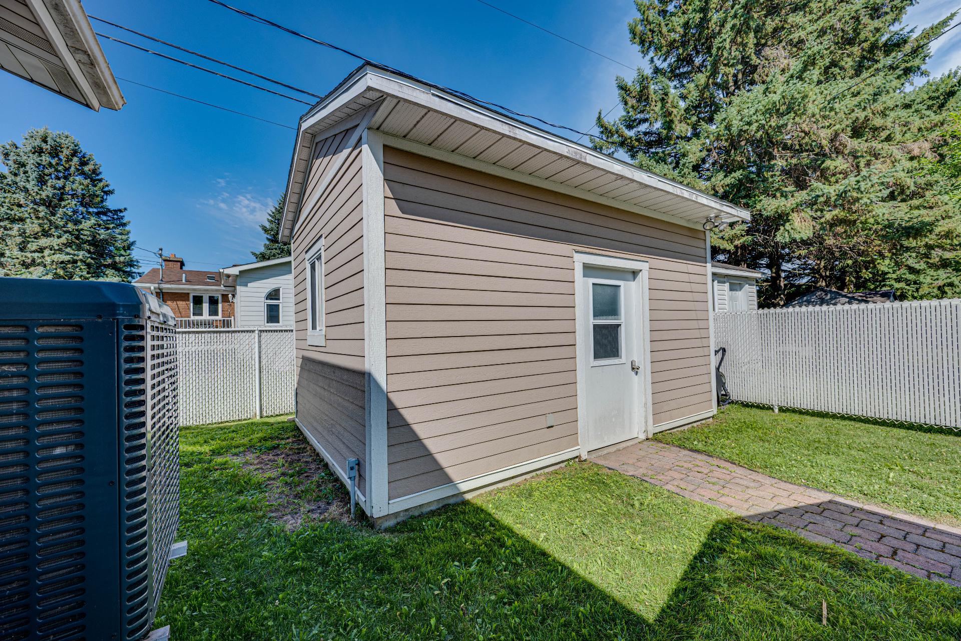 Shed