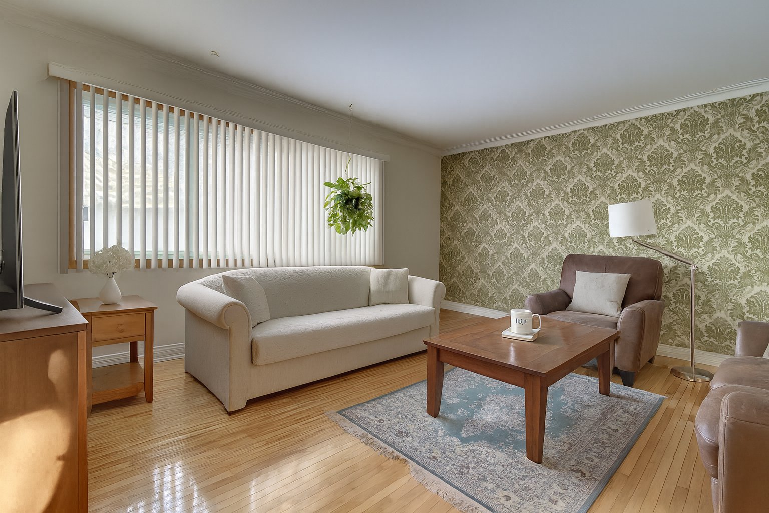 Photo optimisée et home staging réalisé avec AI