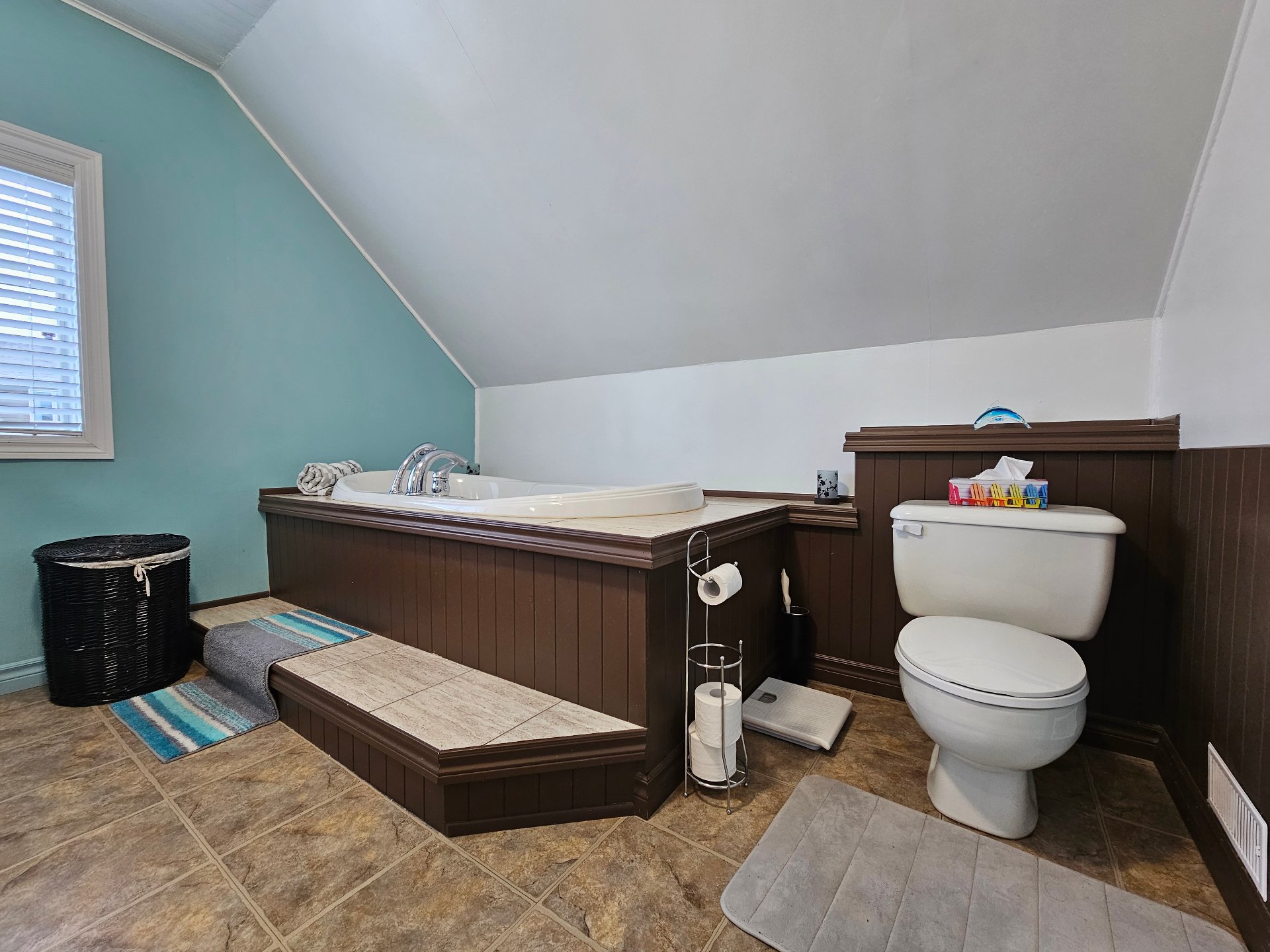 Ensuite bathroom