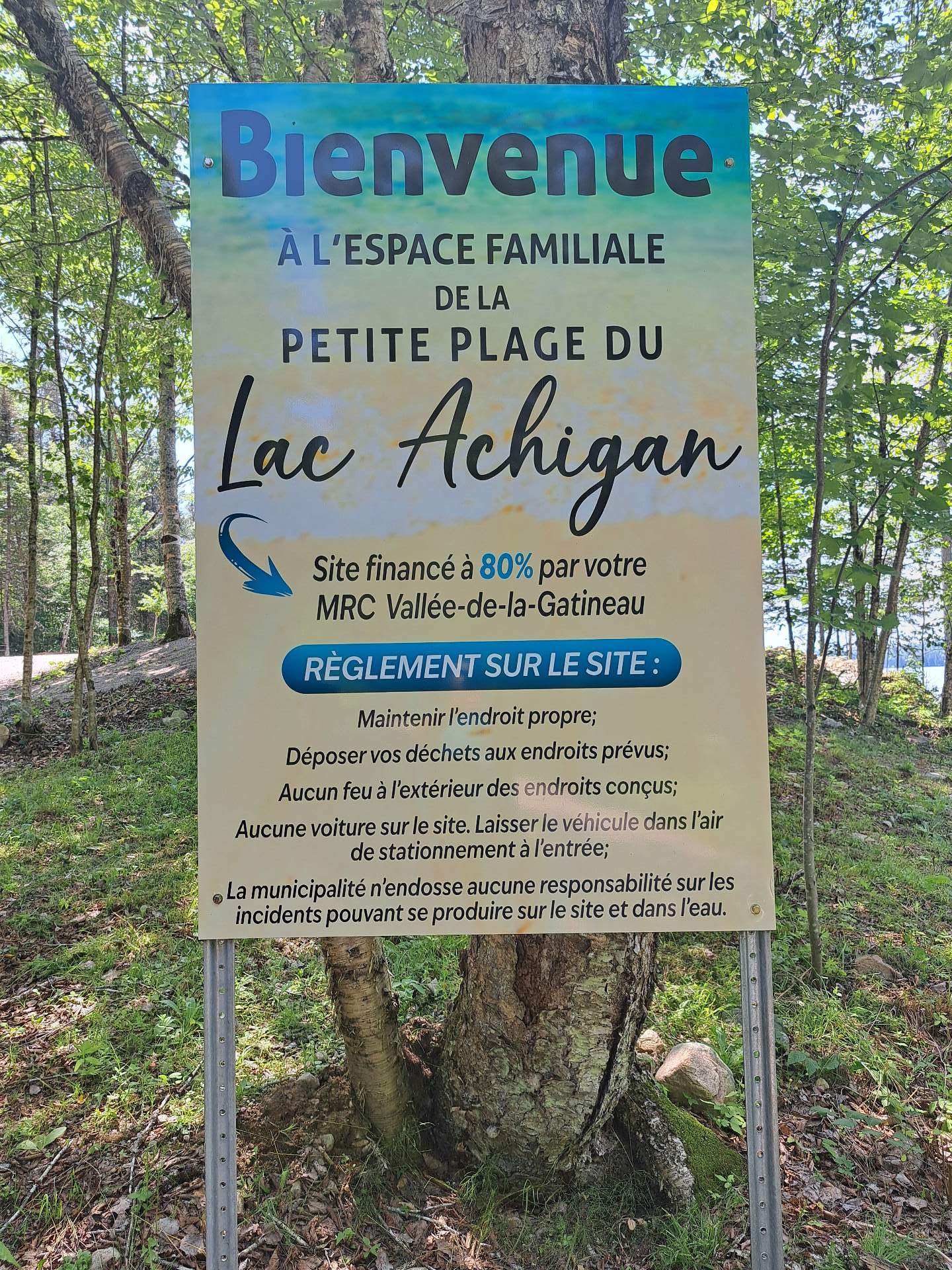 accès au lac