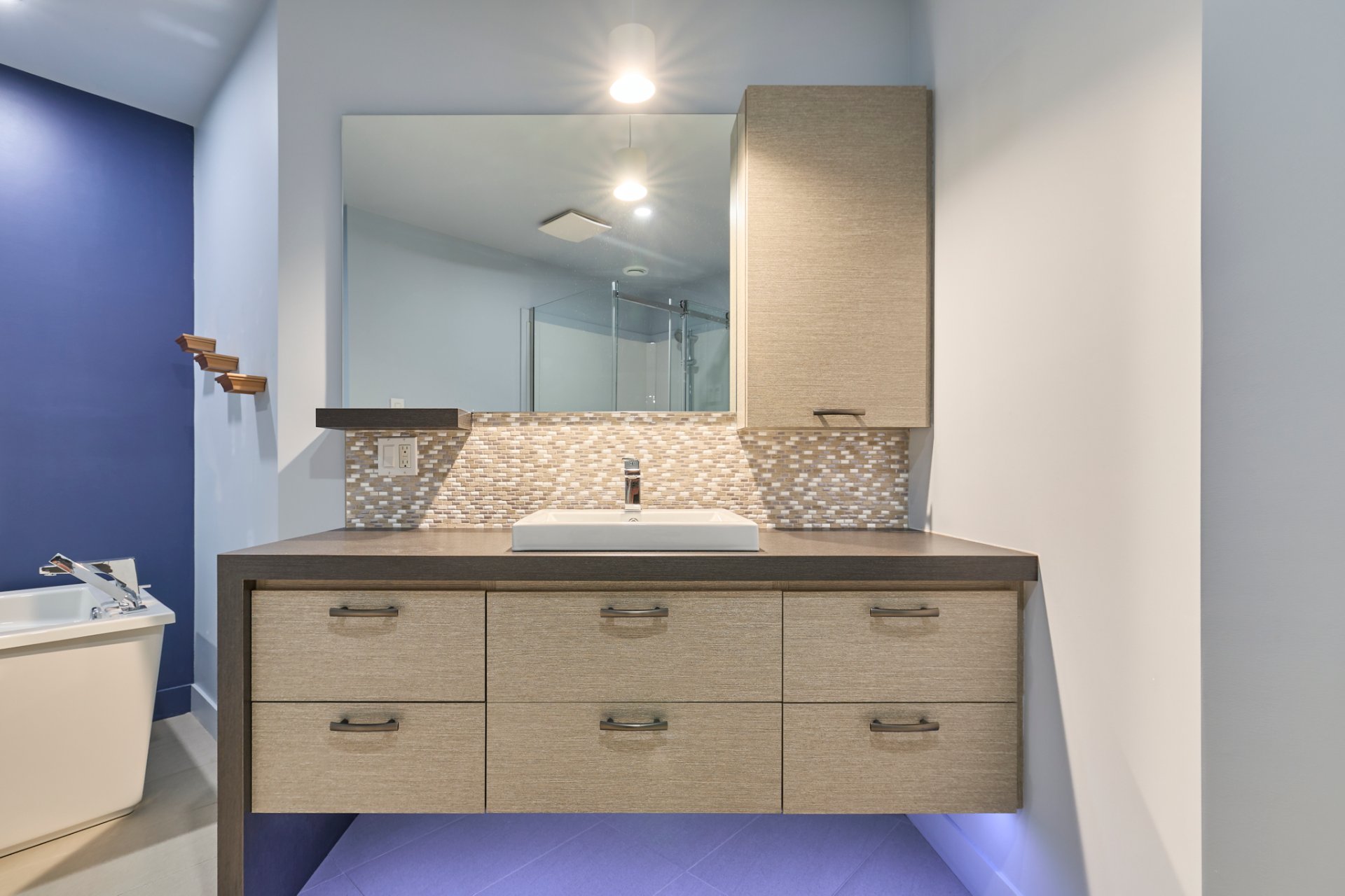 Ensuite bathroom