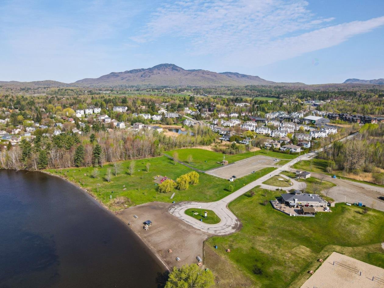 Access to a body of water