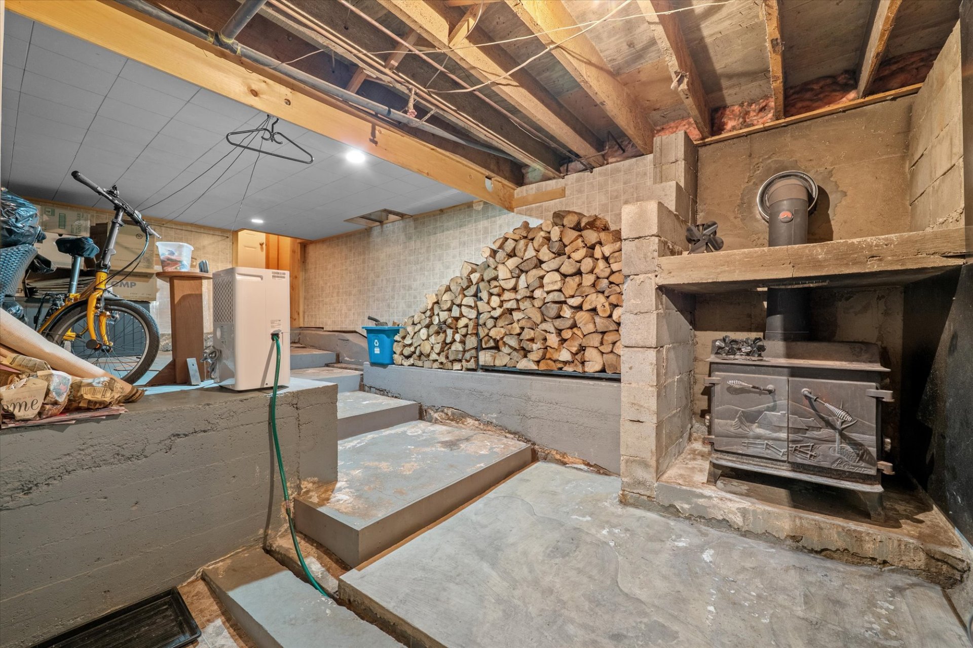 Cave/ chambre froide