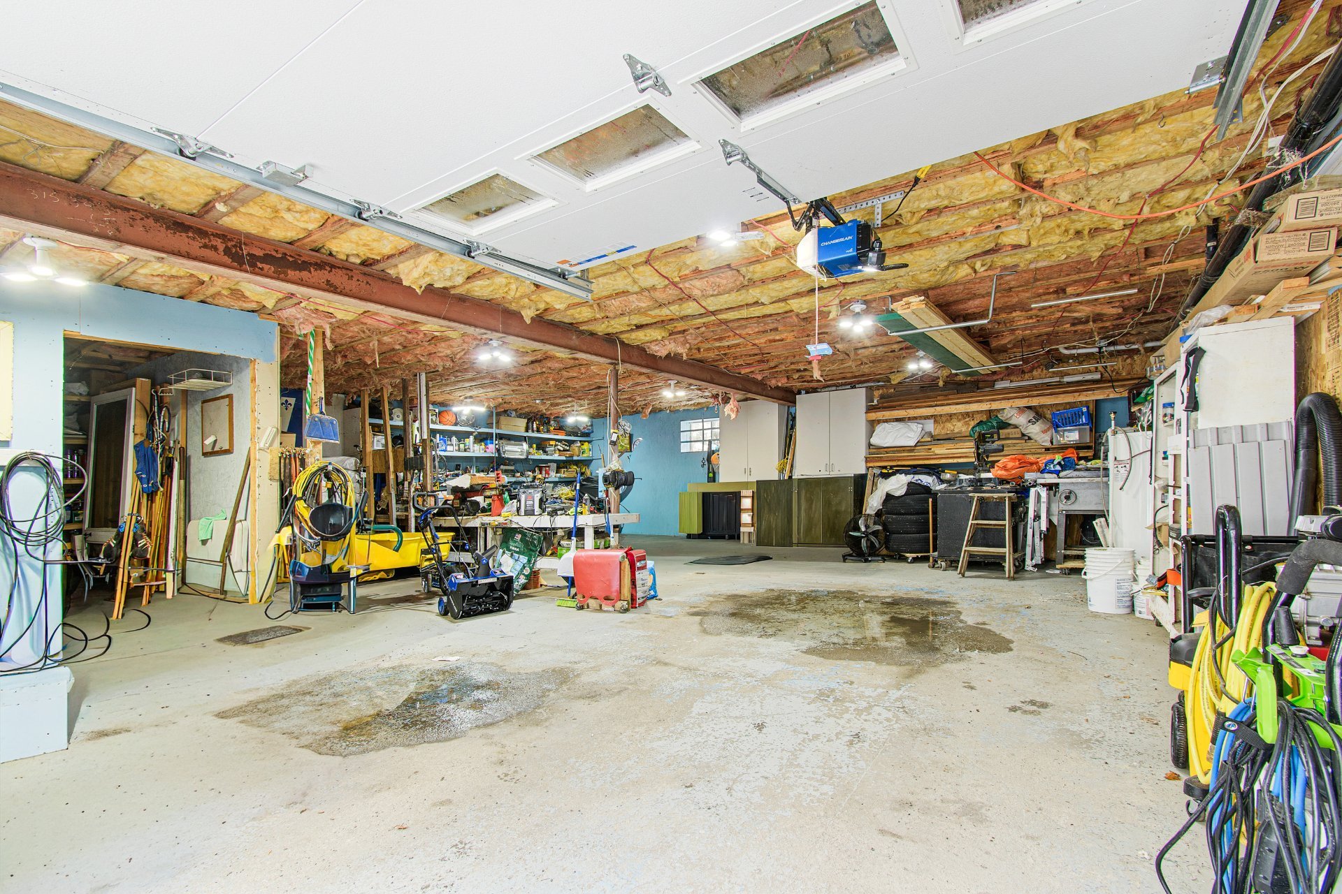 Garage