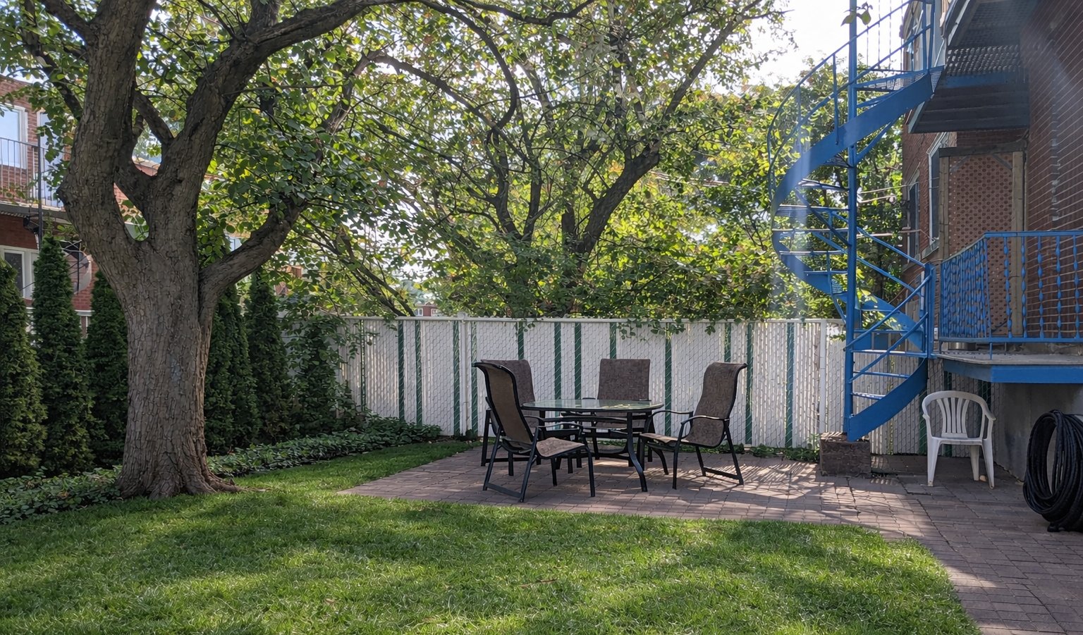 Version IA été, la végétation peut différer