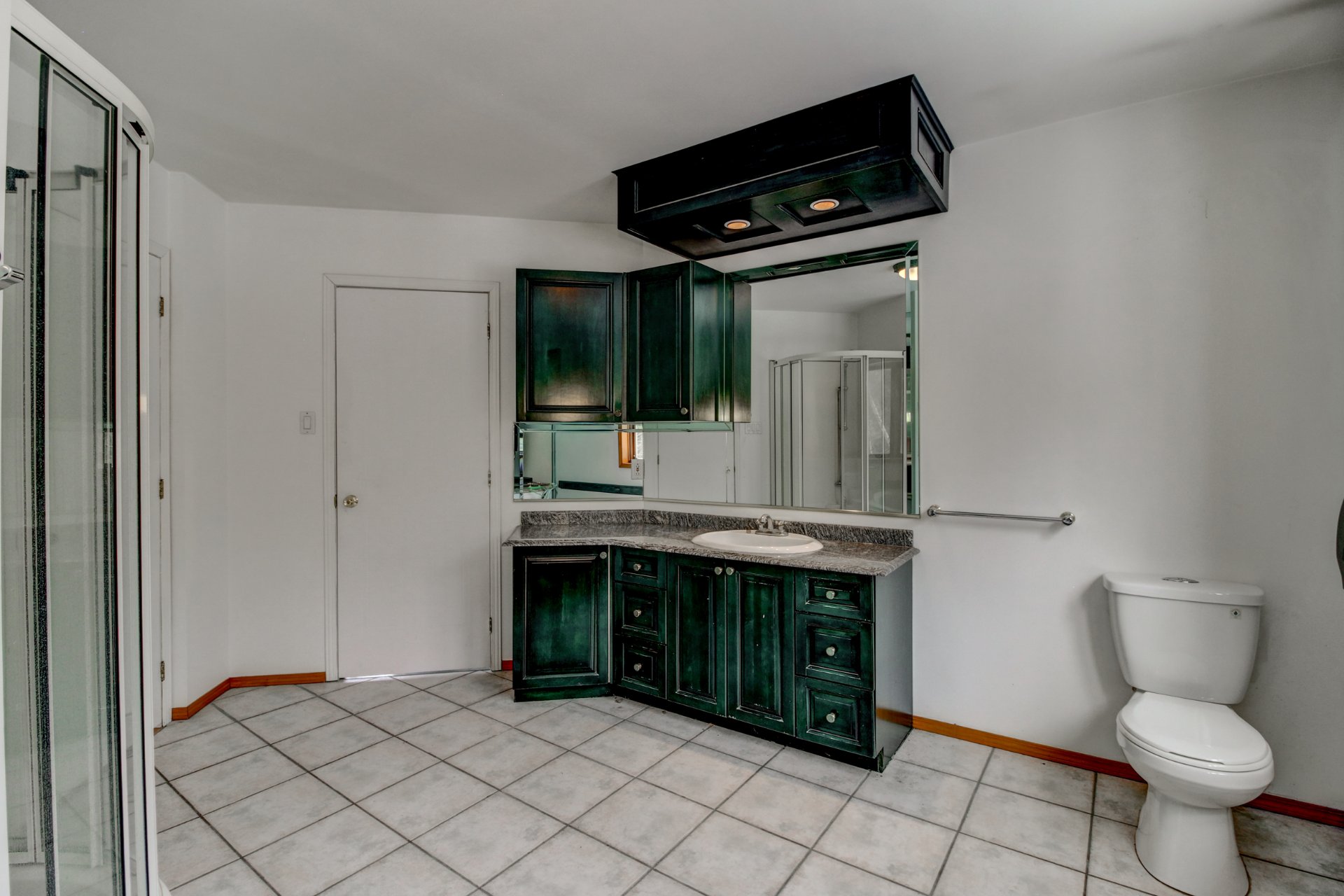 Salle de bains attenante à la CCP