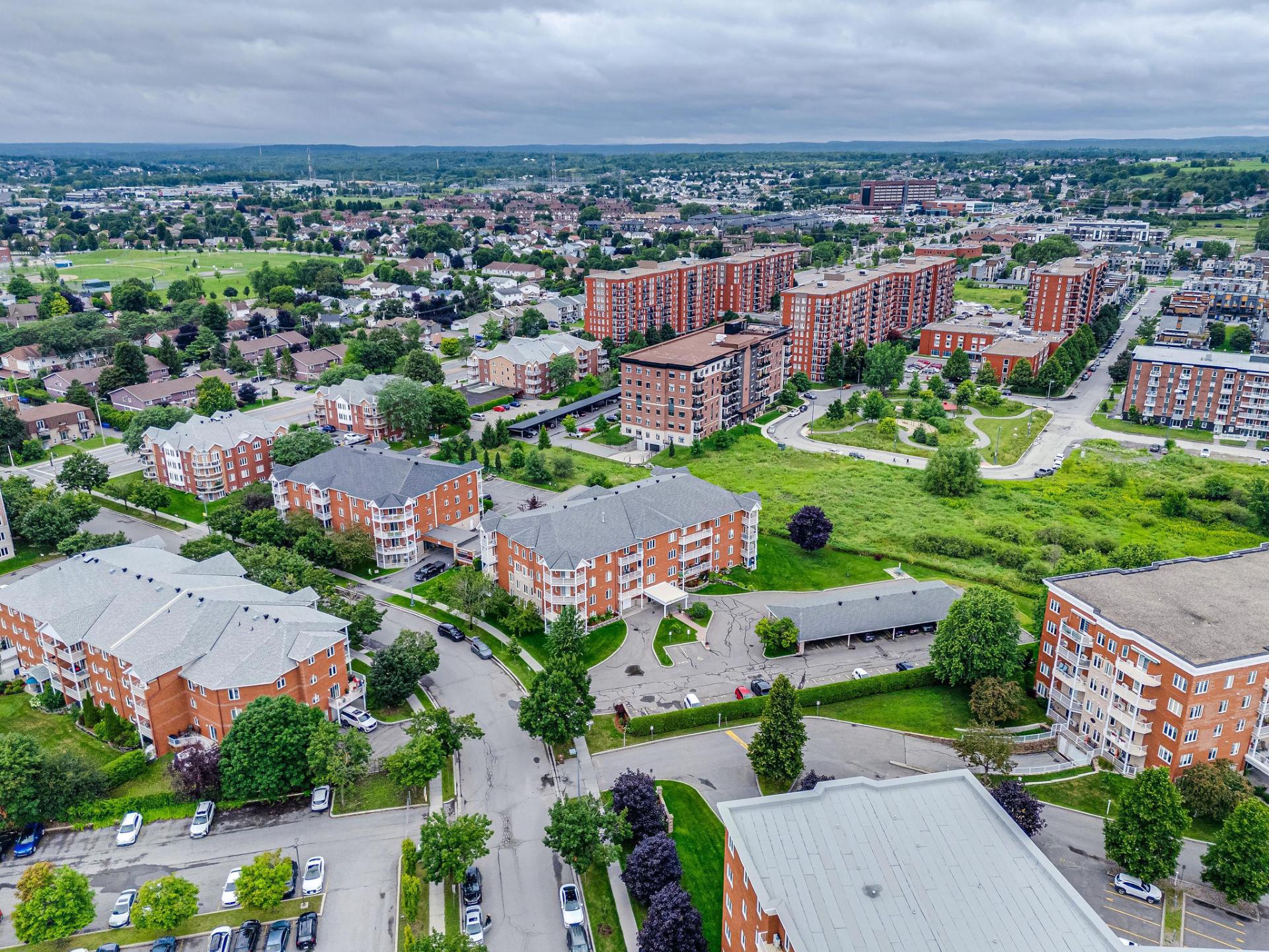 Aerial view of the neighborhood and surroundings