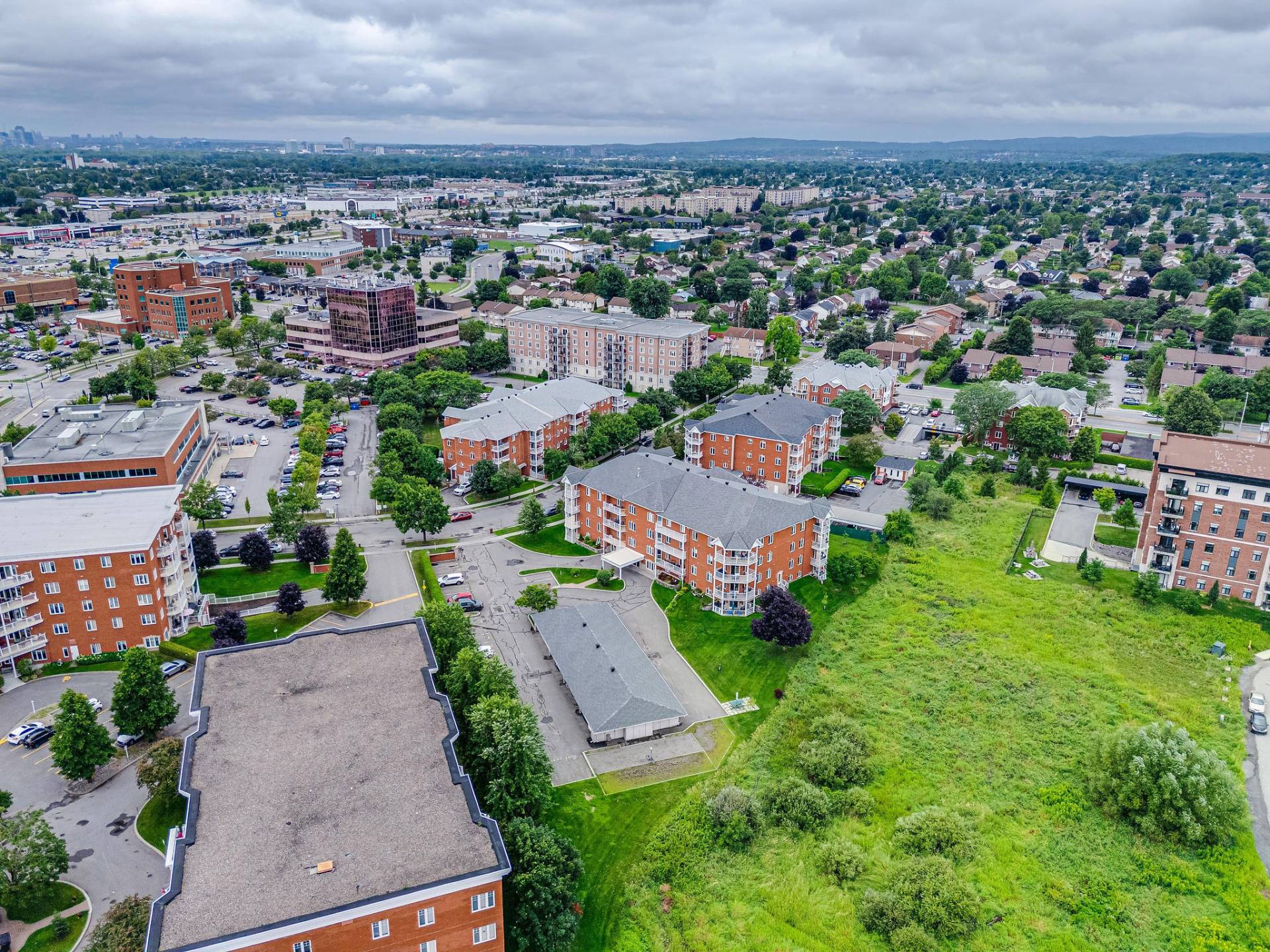 Aerial view of the neighborhood and surroundings