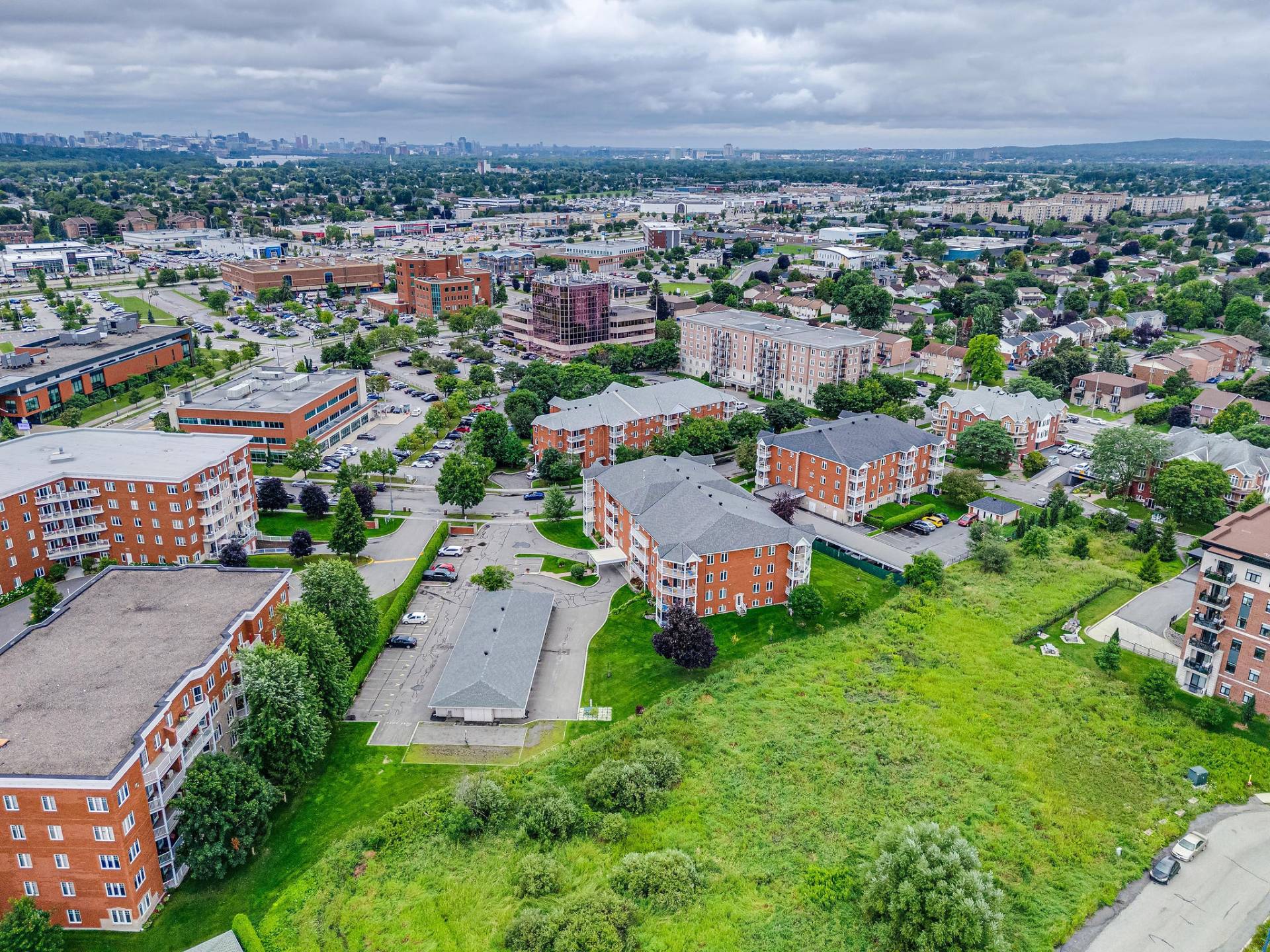 Aerial view of the neighborhood and surroundings