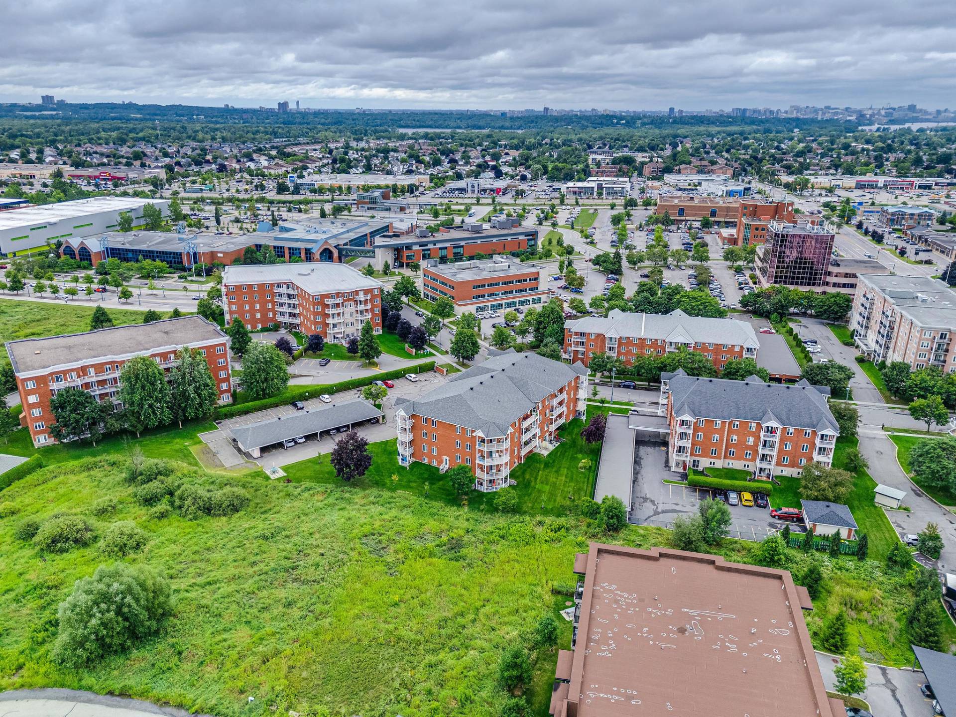 Aerial view of the neighborhood and surroundings