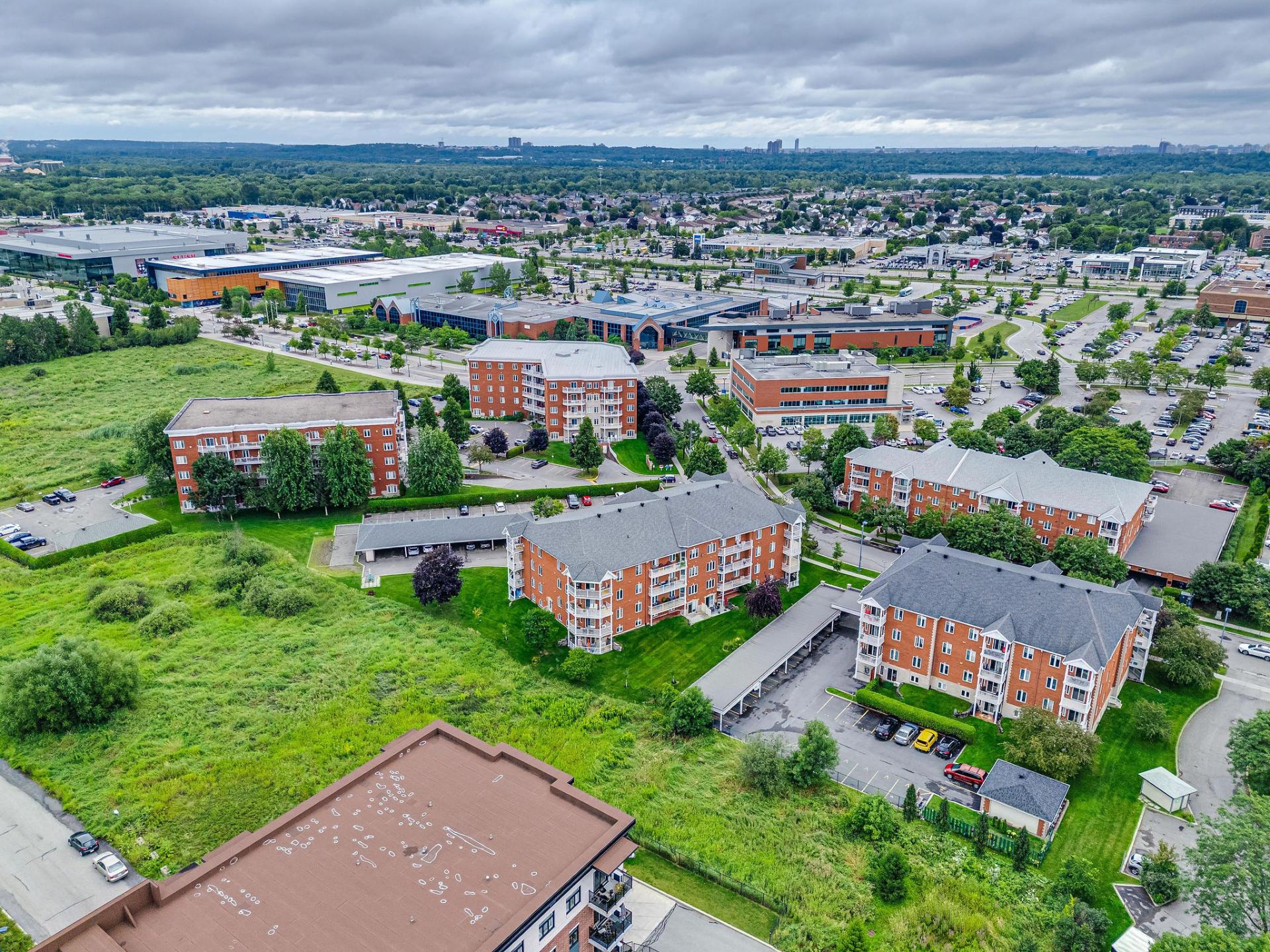 Aerial view of the neighborhood and surroundings