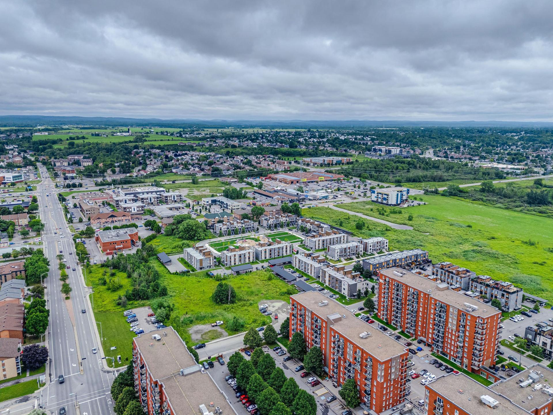 Aerial view of the neighborhood and surroundings