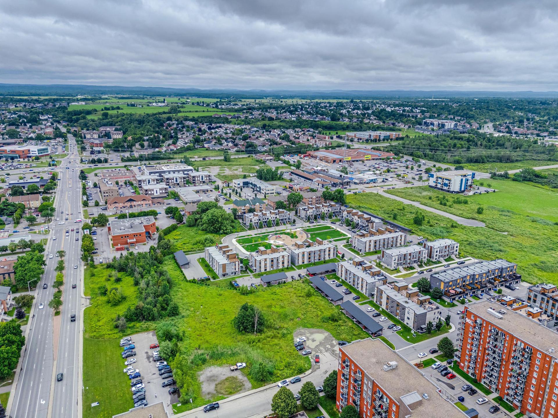 Vue aérienne du quartier et des environs