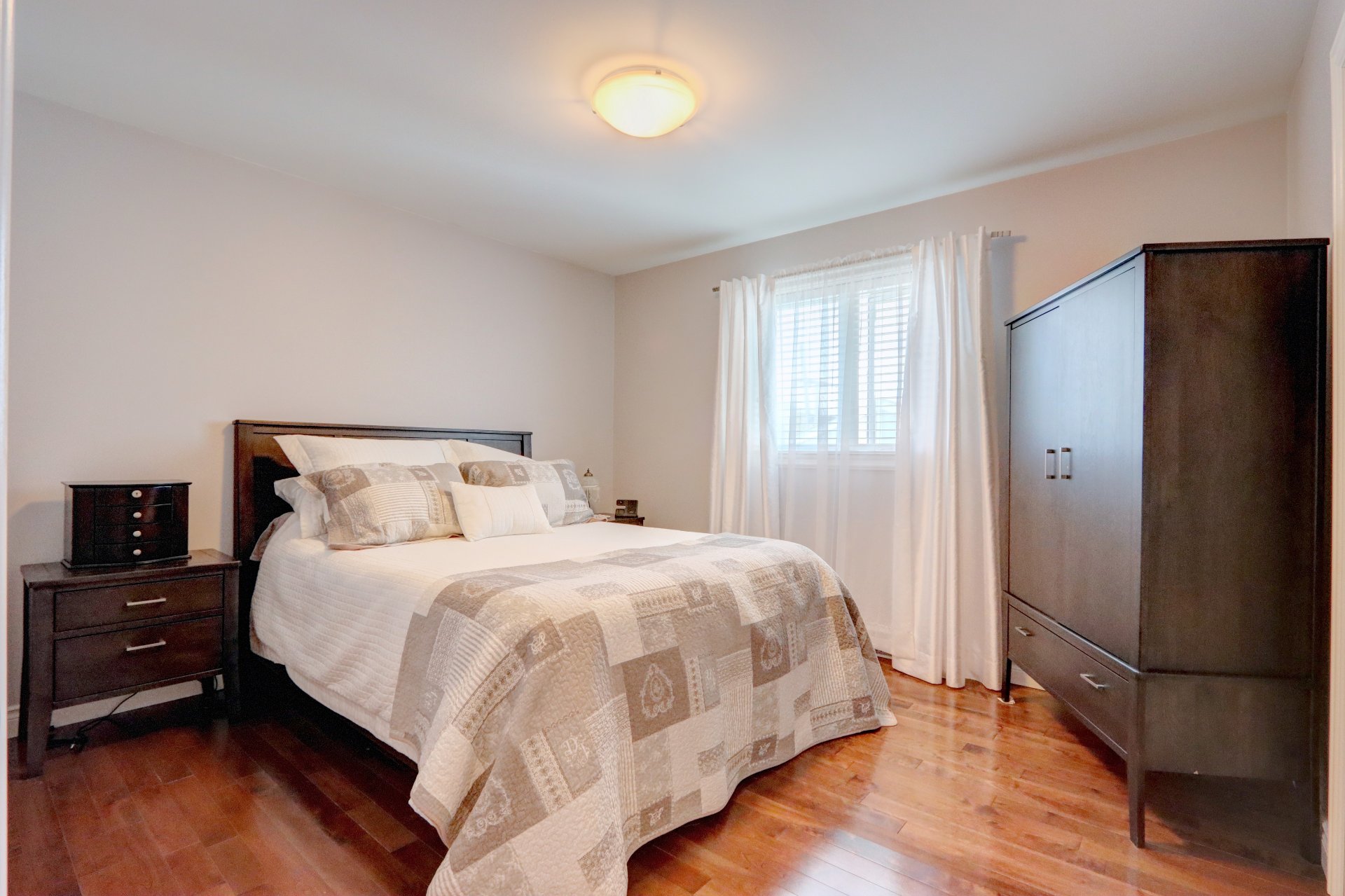 Chambre à coucher principale