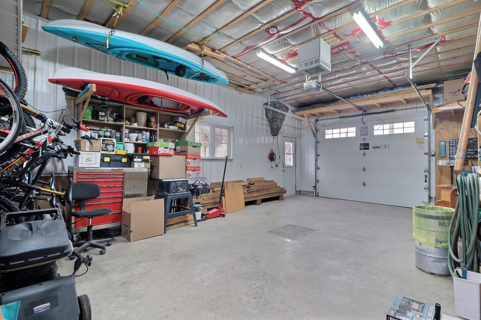 Garage