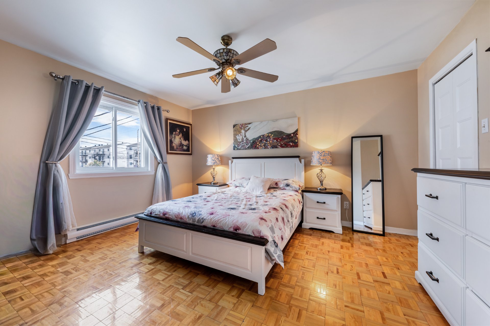Chambre à coucher principale