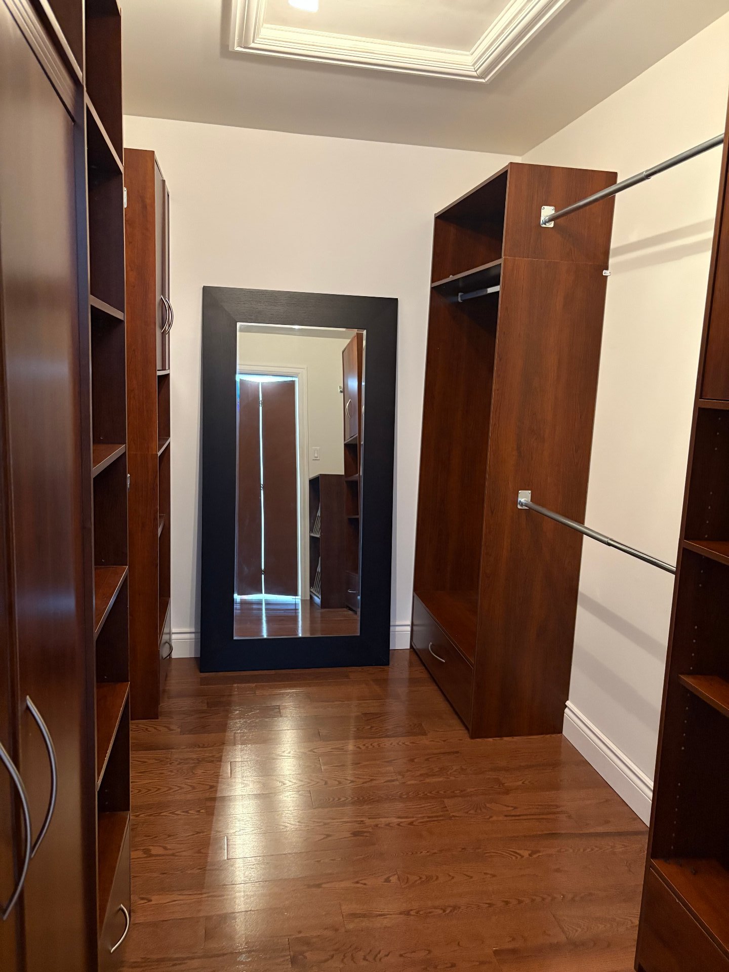 Walk-in closet