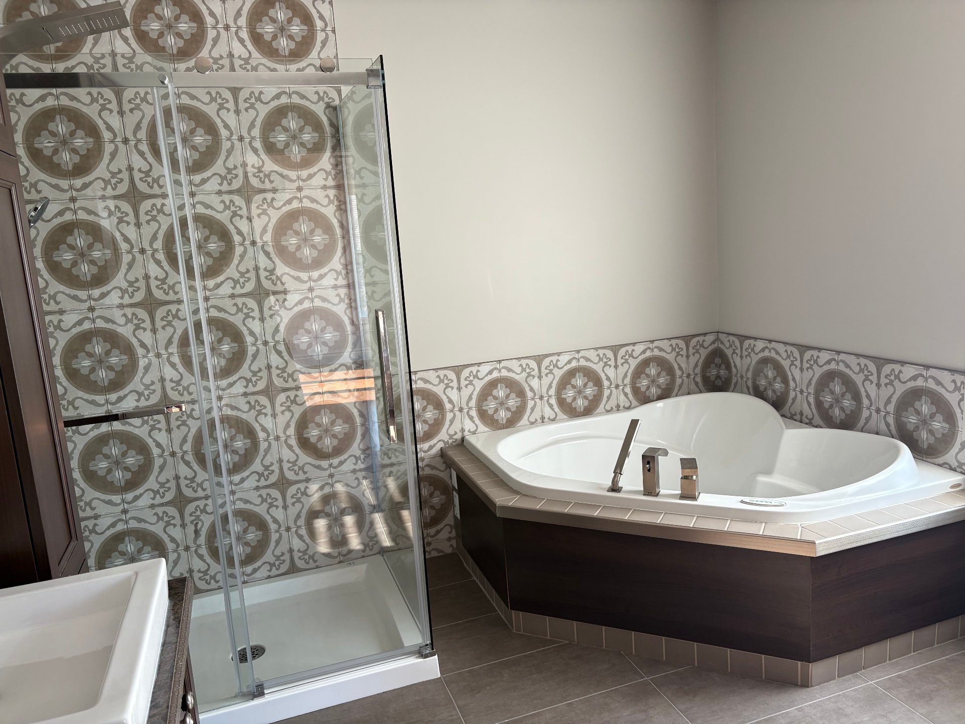 Salle de bains attenante à la CCP