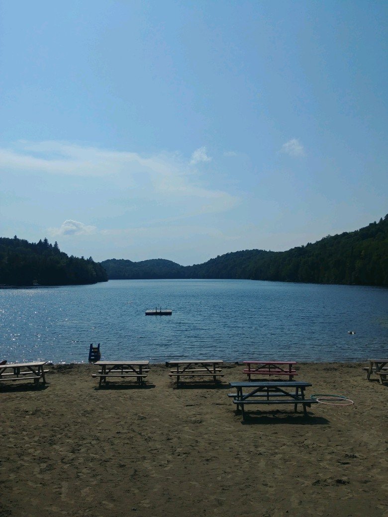 Accès au plan d'eau