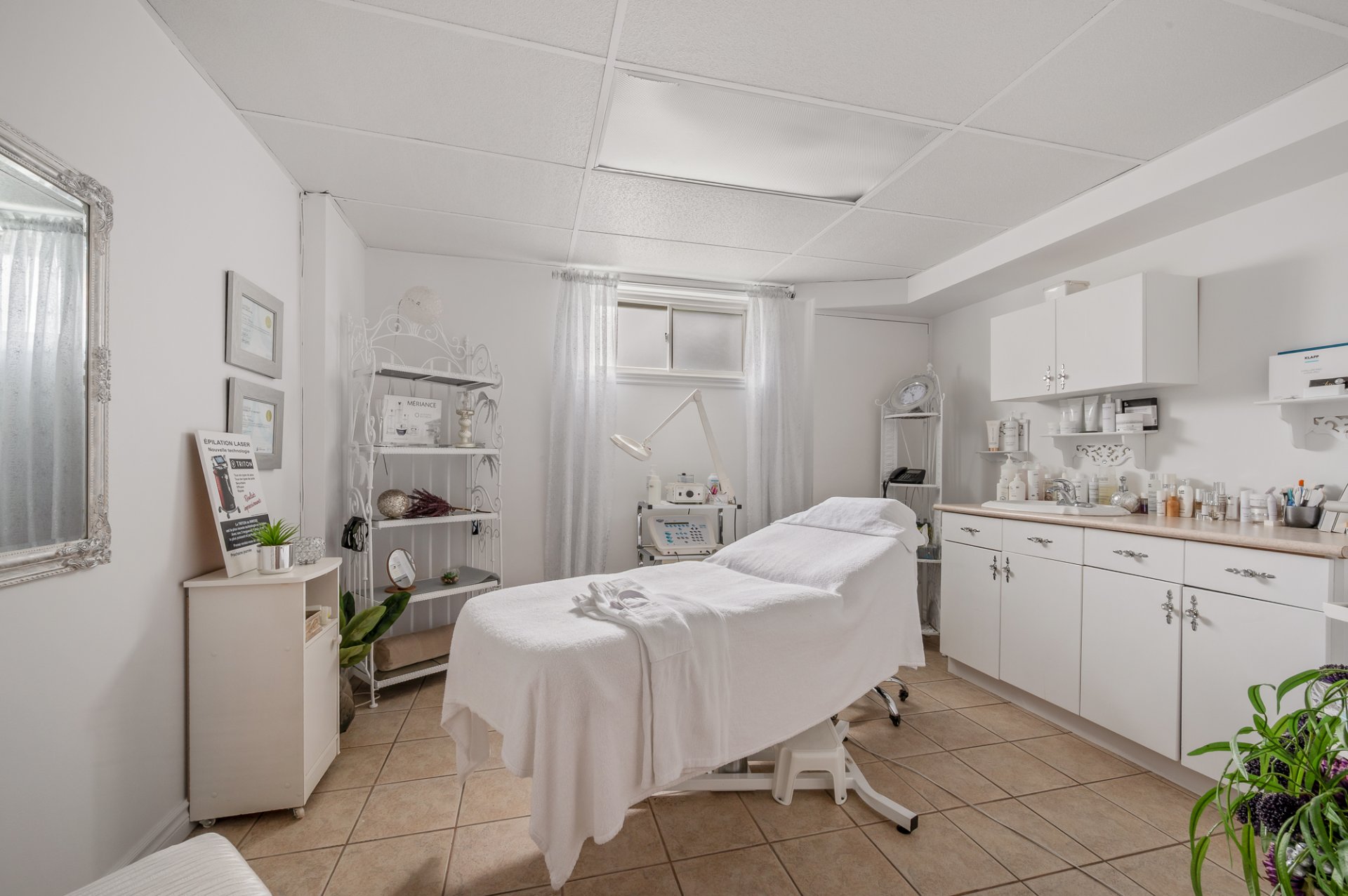 pièce utilisée pour le salon d'esthétique