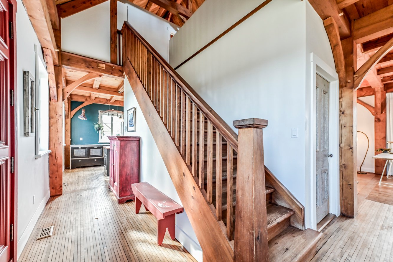 Magnifique escalier de bois