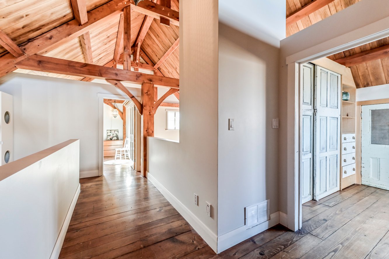 Plancher de pin sur cet étage