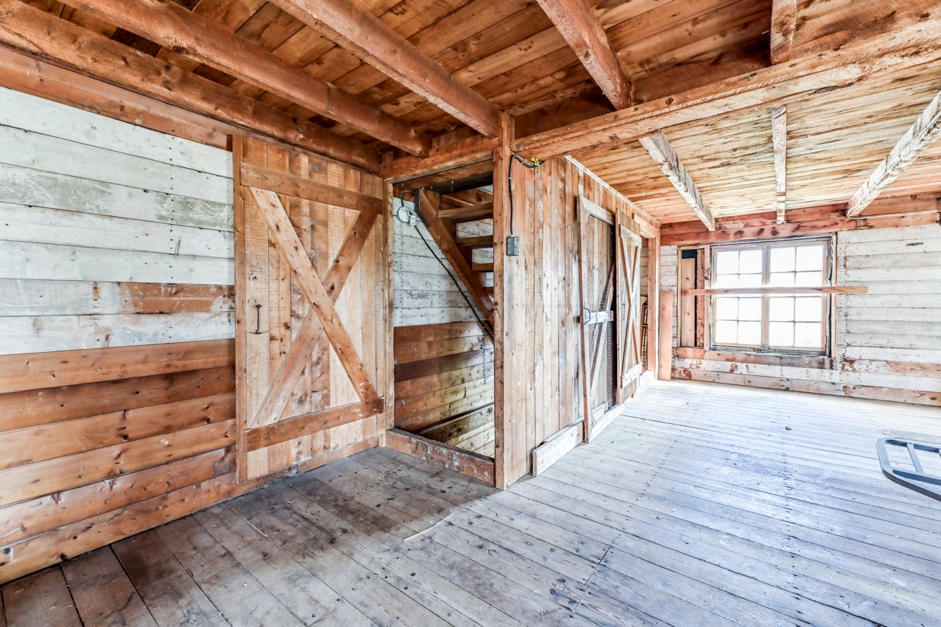 Barn